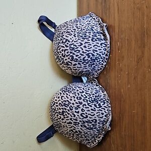 Pink Victoria Secret bra